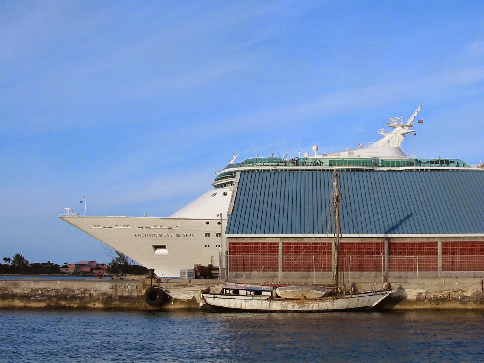 Nassau Contrast